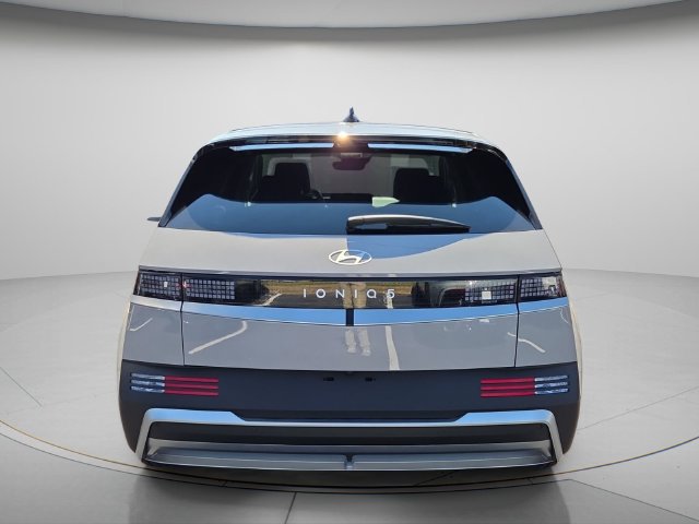 New 2027 Hyundai Ioniq 5 SE RWD image 4