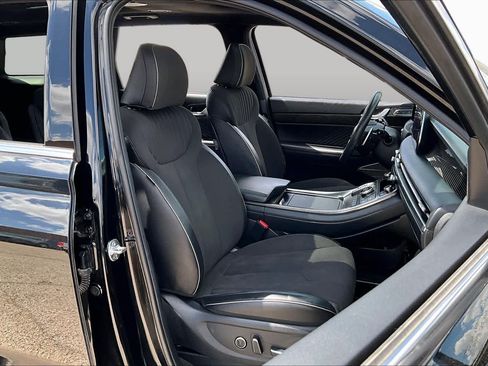 Used 2025 Hyundai Palisade Calligraphy AWD/4WD image 9