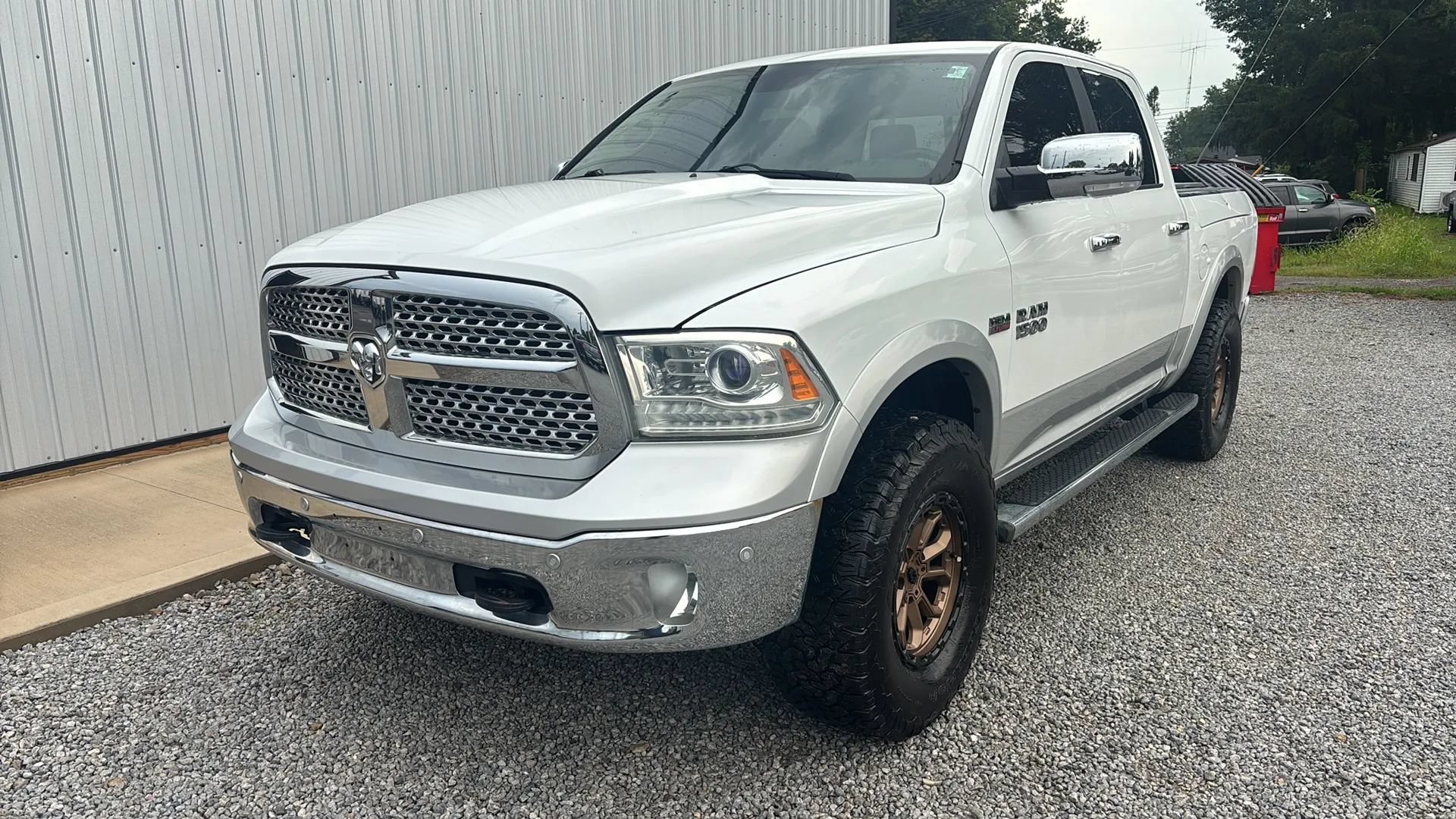 Used 2014 RAM 1500 Laramie w/ Convenience Group AWD/4WD image 12