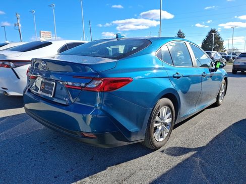 Certified 2025 Toyota Camry LE image 4