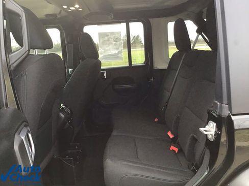 Used 2021 Jeep Wrangler Unlimited Sport image 13
