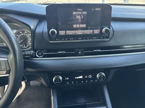 Used 2022 Mitsubishi Outlander ES AWD/4WD image 23