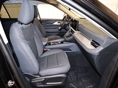 New 2026 Ford Explorer Active AWD/4WD image 18