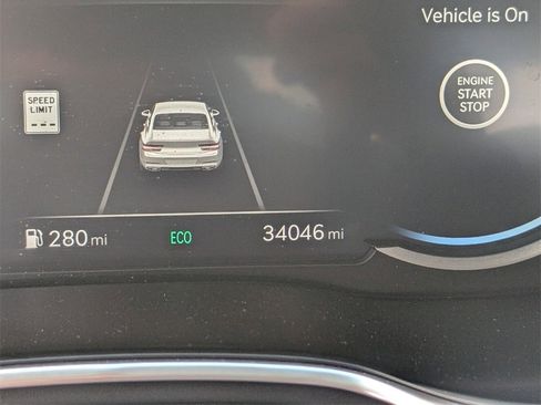 Used 2022 Genesis G80 2.5T image 24