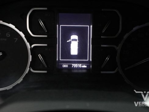 Used 2018 Toyota Tundra 1794 Edition image 10