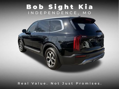 Used 2022 Kia Telluride EX image 14