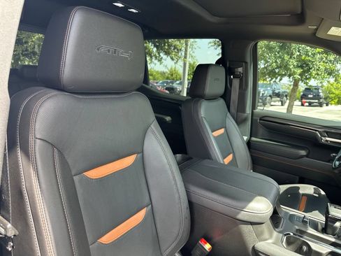 Used 2023 GMC Sierra 1500 AT4 w/ AT4 Premium Package AWD/4WD image 41