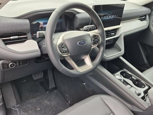 New 2026 Ford Explorer Active w/ Active Comfort Package AWD/4WD image 10