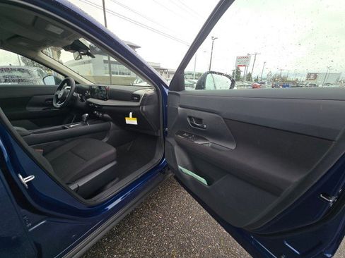 New 2026 Nissan Kicks S image 11