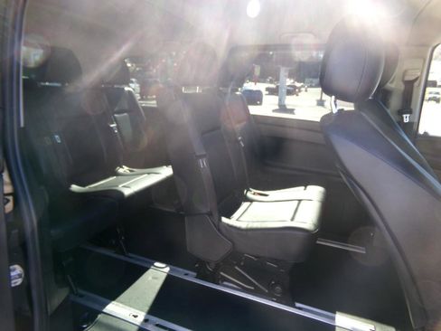 Used 2018 Mercedes-Benz Metris Passenger image 10