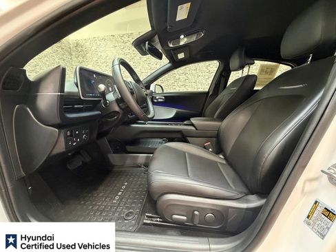 Used 2025 Hyundai Ioniq 6 SEL RWD image 20