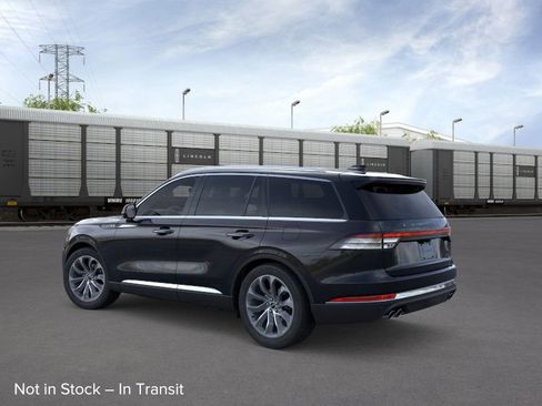 New 2026 Lincoln Aviator 2WD image 4
