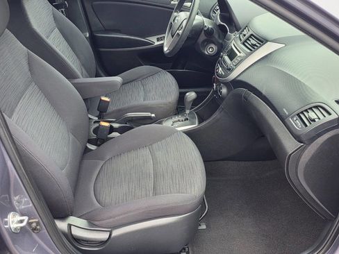 Used 2017 Hyundai Accent SE FWD image 10