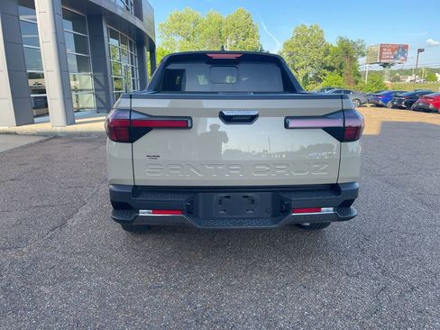 Certified 2024 Hyundai Santa Cruz Limited image 7
