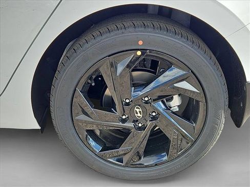 New 2026 Hyundai Elantra Sport image 10