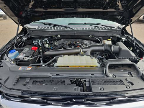 Used 2024 Ford Expedition Limited image 33