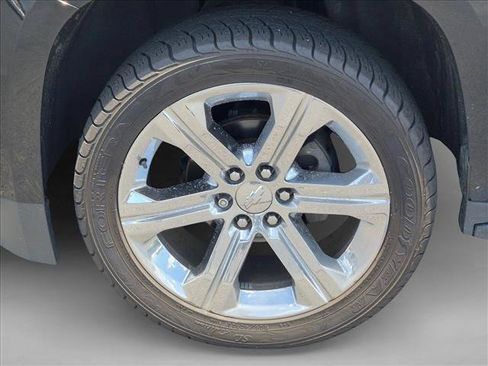 Used 2017 Chevrolet Suburban LS AWD/4WD image 10