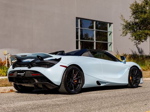 Used 2020 McLaren 720S Performance image 10