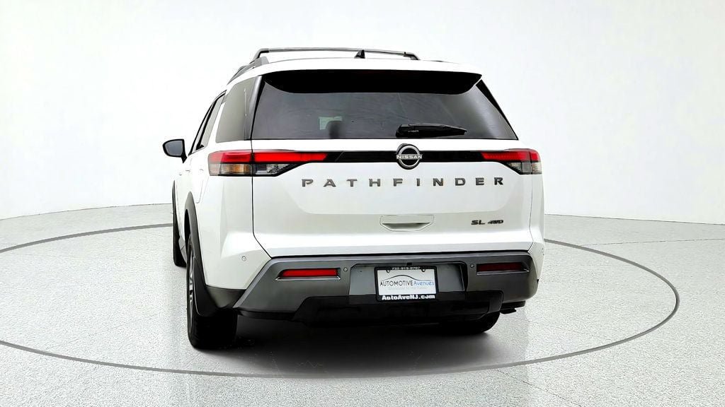 Used 2026 Nissan Pathfinder SL AWD/4WD image 6