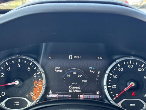 Used 2016 Jeep Renegade Limited AWD/4WD image 30