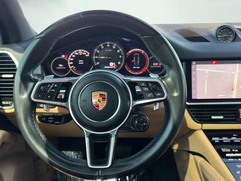 Used 2019 Porsche Cayenne E-Hybrid AWD/4WD image 26