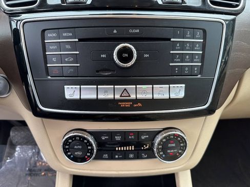 Used 2017 Mercedes-Benz GLS 450 4MATIC w/ Premium Package image 34
