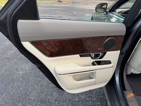 Used 2017 Jaguar XJ R-Sport RWD image 79