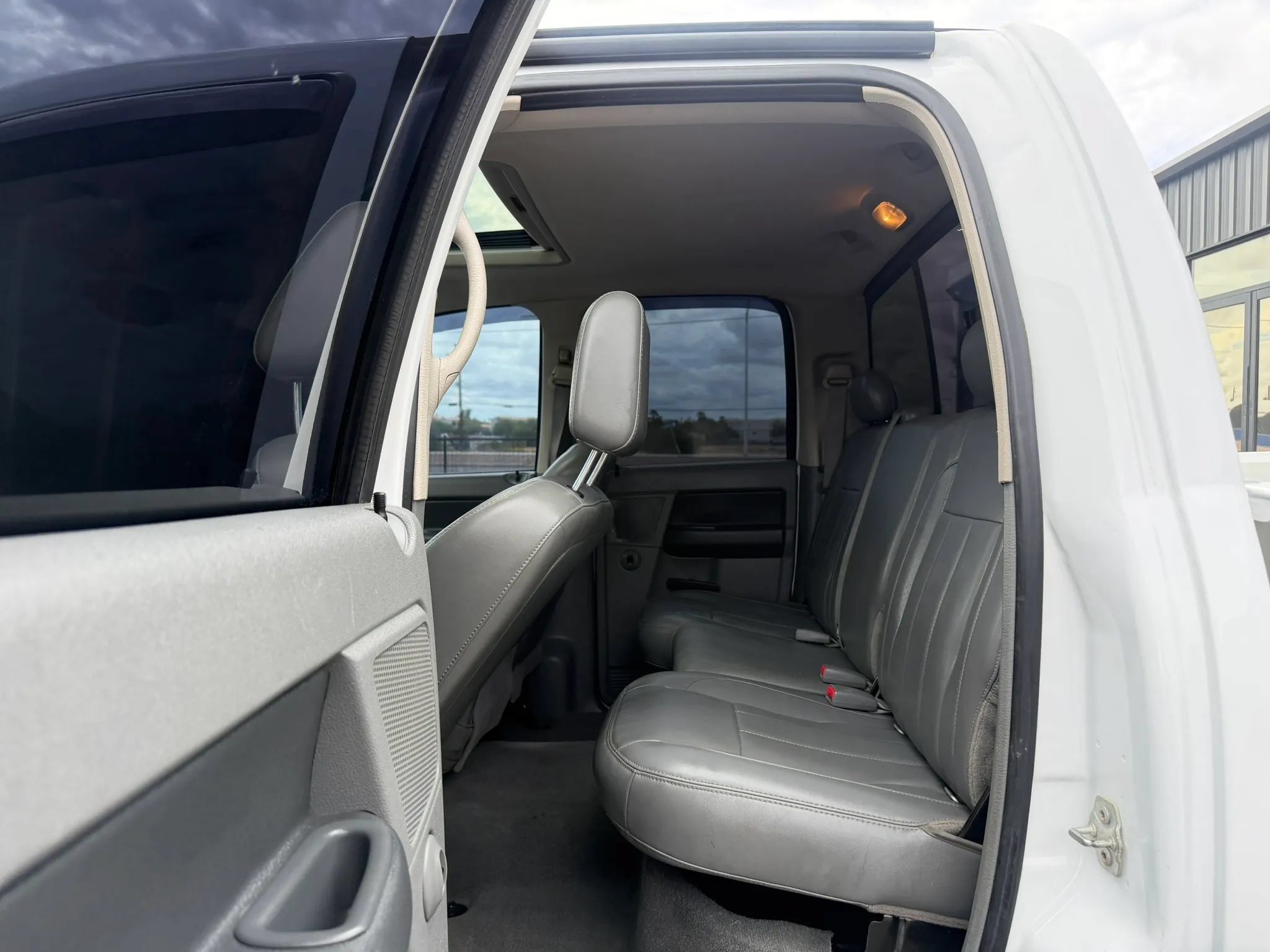 Used 2007 Dodge Ram 2500 Truck Laramie w/ Trailer Tow Group AWD/4WD image 24