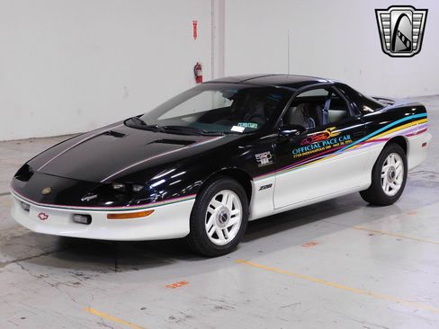 Used 1993 Chevrolet Camaro Z28 image 14