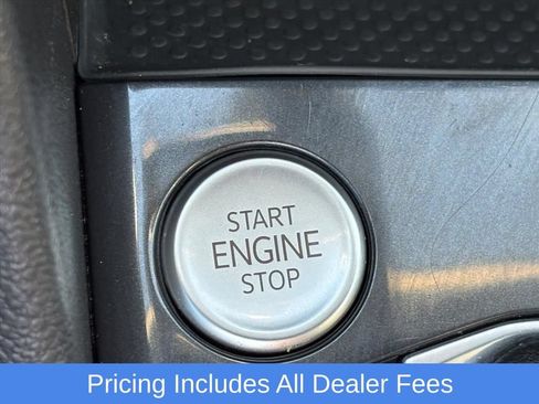 Used 2024 Volkswagen Tiguan SE AWD/4WD image 12