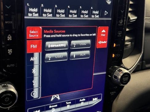 Used 2019 RAM 2500 Laramie AWD/4WD image 44