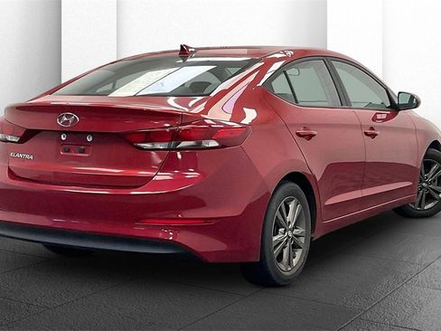 Used 2018 Hyundai Elantra SEL image 10