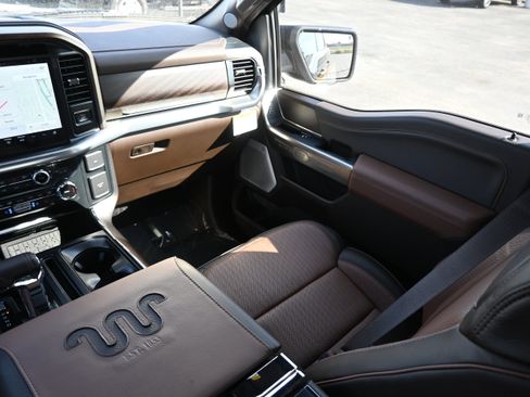 New 2025 Ford F150 King Ranch w/ FX4 Off-Road Package image 35