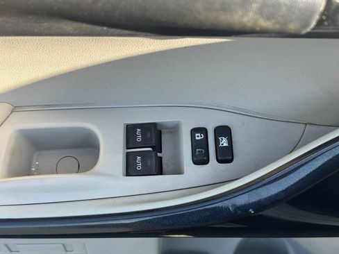 Used 2012 Scion iQ w/ Rear Speaker Pkg FWD image 17