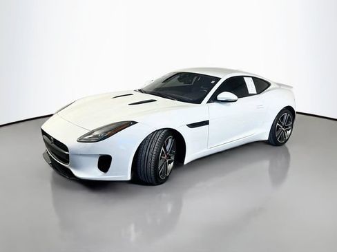 Used 2019 Jaguar F-TYPE Coupe RWD image 4