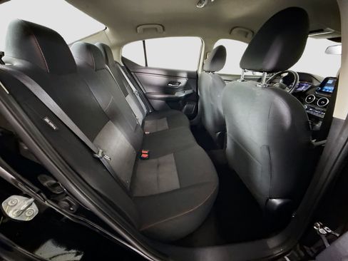 Used 2025 Nissan Sentra SR w/ Midnight Edition FWD image 27