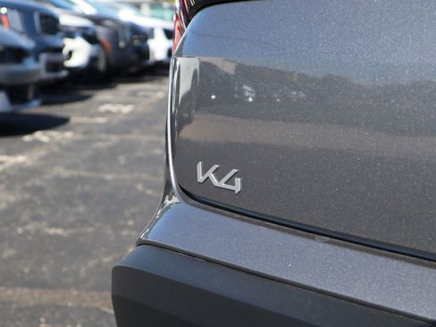 New 2025 Kia K4 LXS image 8