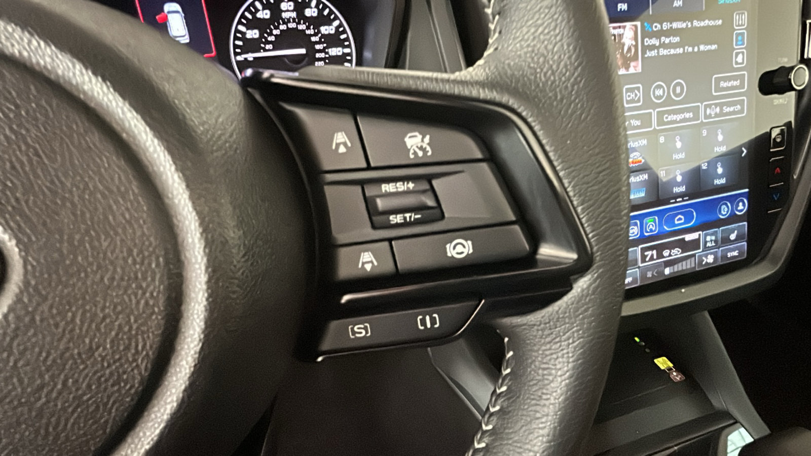 Used 2025 Subaru Forester Premium AWD/4WD image 20