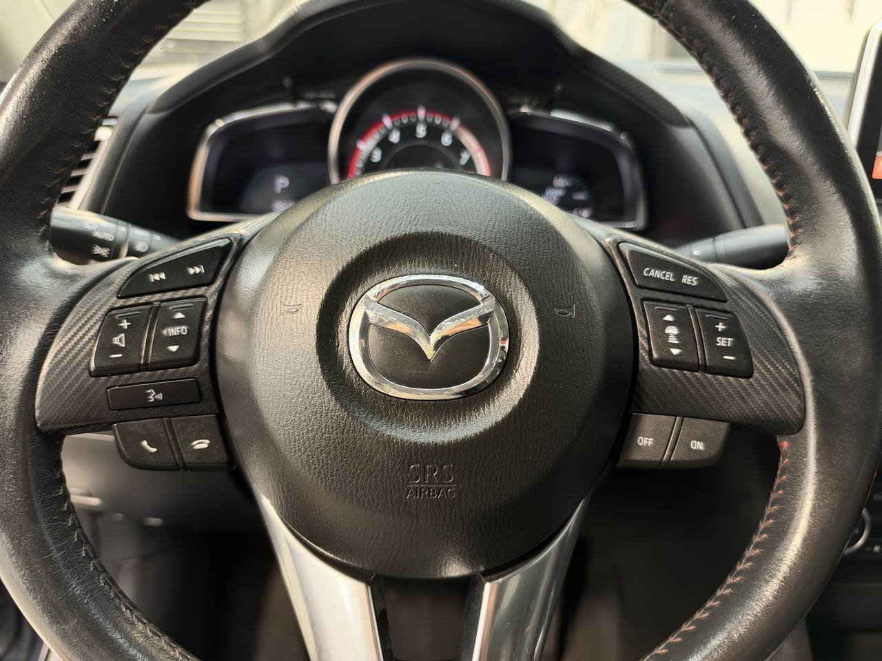 Used 2014 MAZDA MAZDA3 s Grand Touring w/ Technology Package FWD image 22