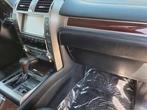 Used 2019 Lexus GX 460 Premium AWD/4WD image 29
