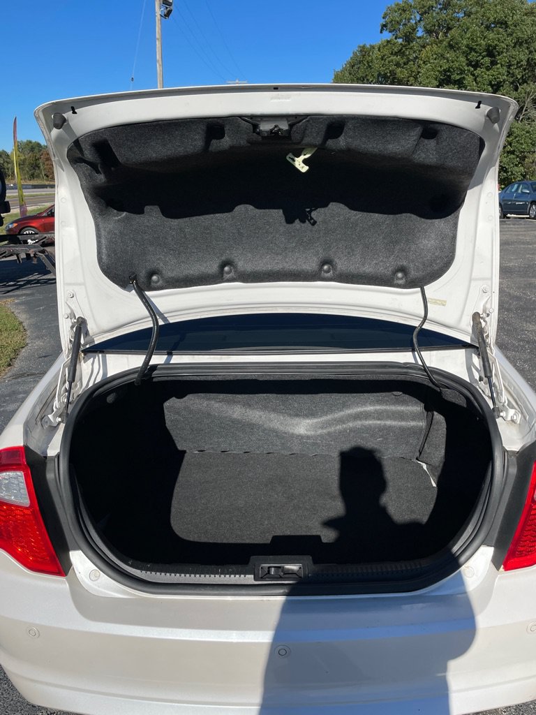 Used 2010 Ford Fusion Hybrid FWD image 17