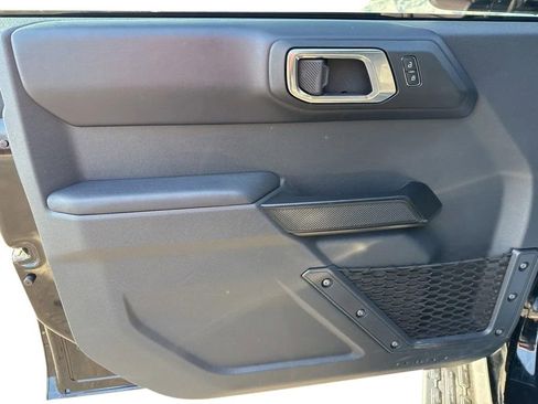 Used 2025 Ford Bronco Outer Banks AWD/4WD image 11