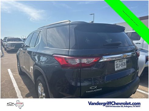 Used 2019 Chevrolet Traverse LT FWD image 8