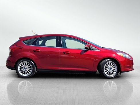 Used 2015 Ford Focus Electric Hatchback image 3