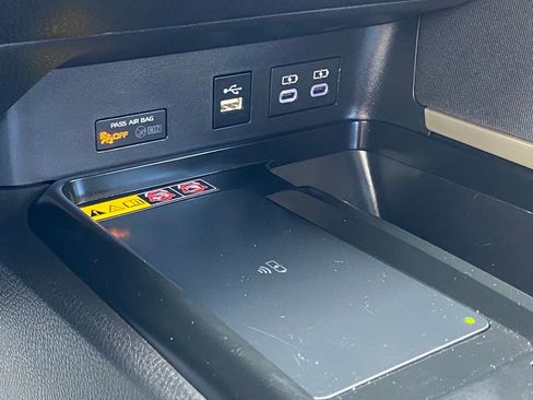 Used 2025 Toyota Camry LE image 26