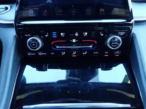 Used 2023 Jeep Grand Cherokee Overland w/ Adv Protech Group III image 20