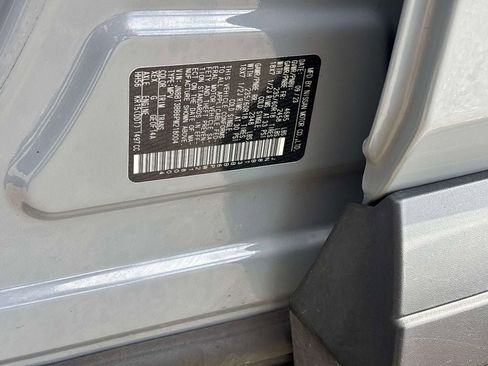 Used 2023 Nissan Rogue SV w/ SV Premium B Package image 31