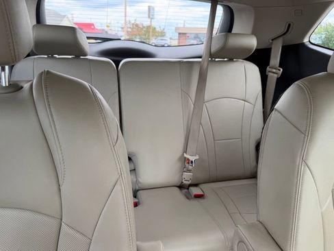 Used 2020 Buick Enclave Essence FWD image 39