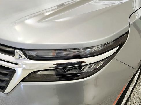 Used 2023 Chevrolet Equinox LS w/ Driver Confidence II Package AWD/4WD image 14