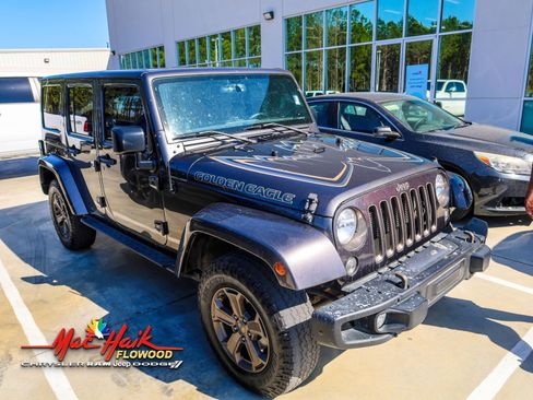 Used 2018 Jeep Wrangler Unlimited Sport image 2